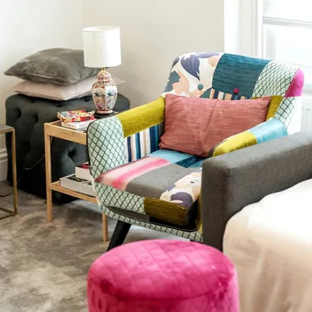 Niru Experience Royal Deluxe Appartement Londen Buitenkant foto